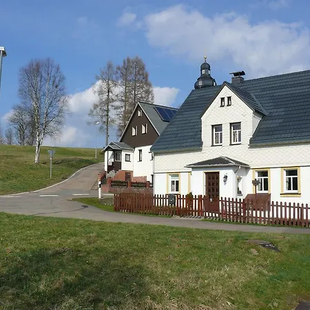 Feriendomizil Erzgebirge بيت للعطل